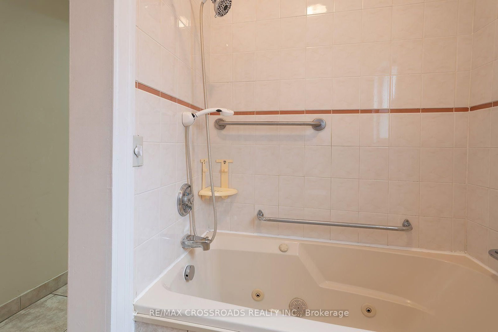 218 Gledhill Avenue • Toronto, ON photo 25