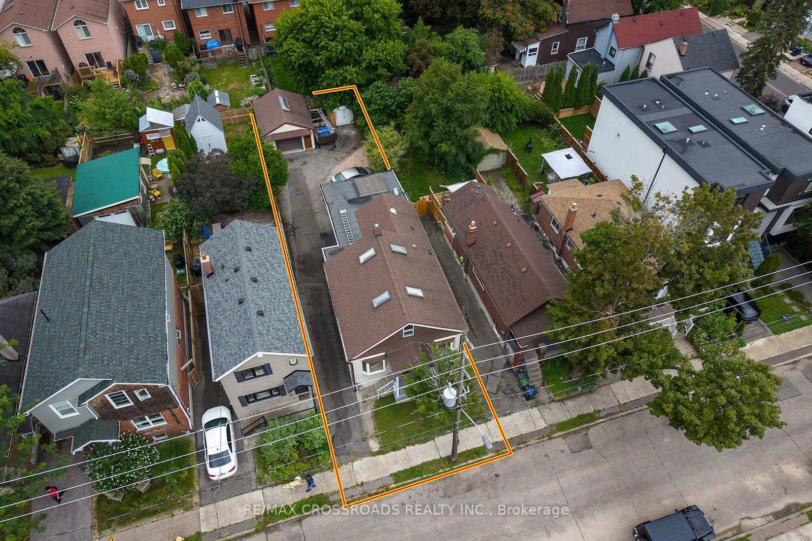 218 Gledhill Avenue • Toronto, ON photo 4
