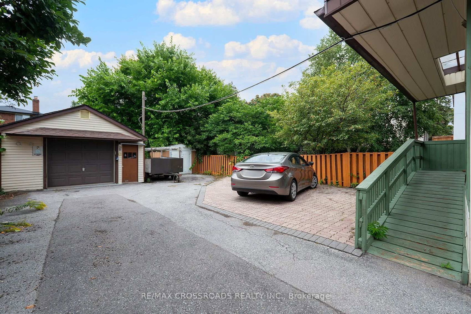 218 Gledhill Avenue • Toronto, ON photo 43