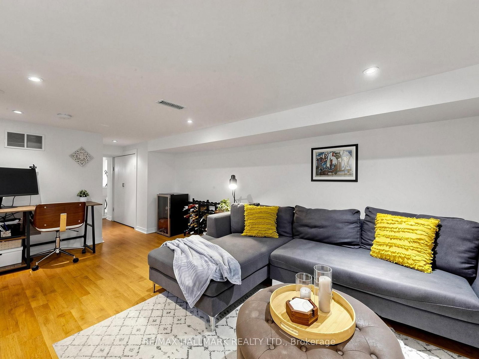 108 Knox Avenue • Toronto, ON photo 32