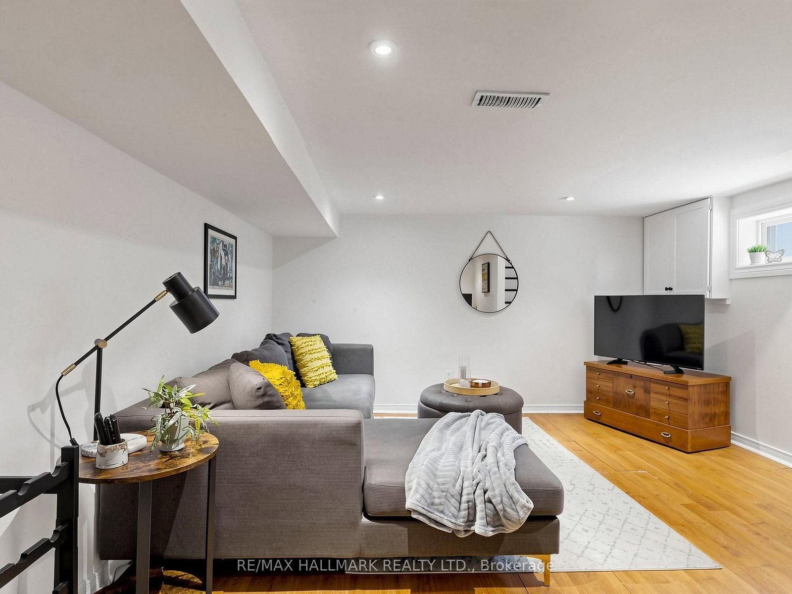 108 Knox Avenue • Toronto, ON photo 33