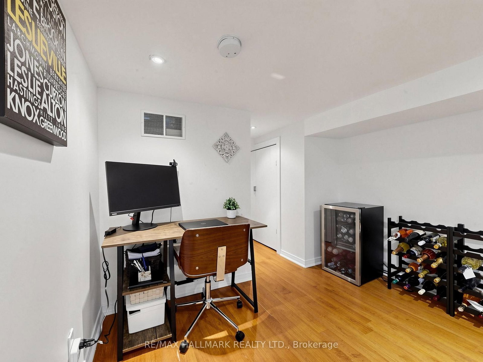 108 Knox Avenue • Toronto, ON photo 34