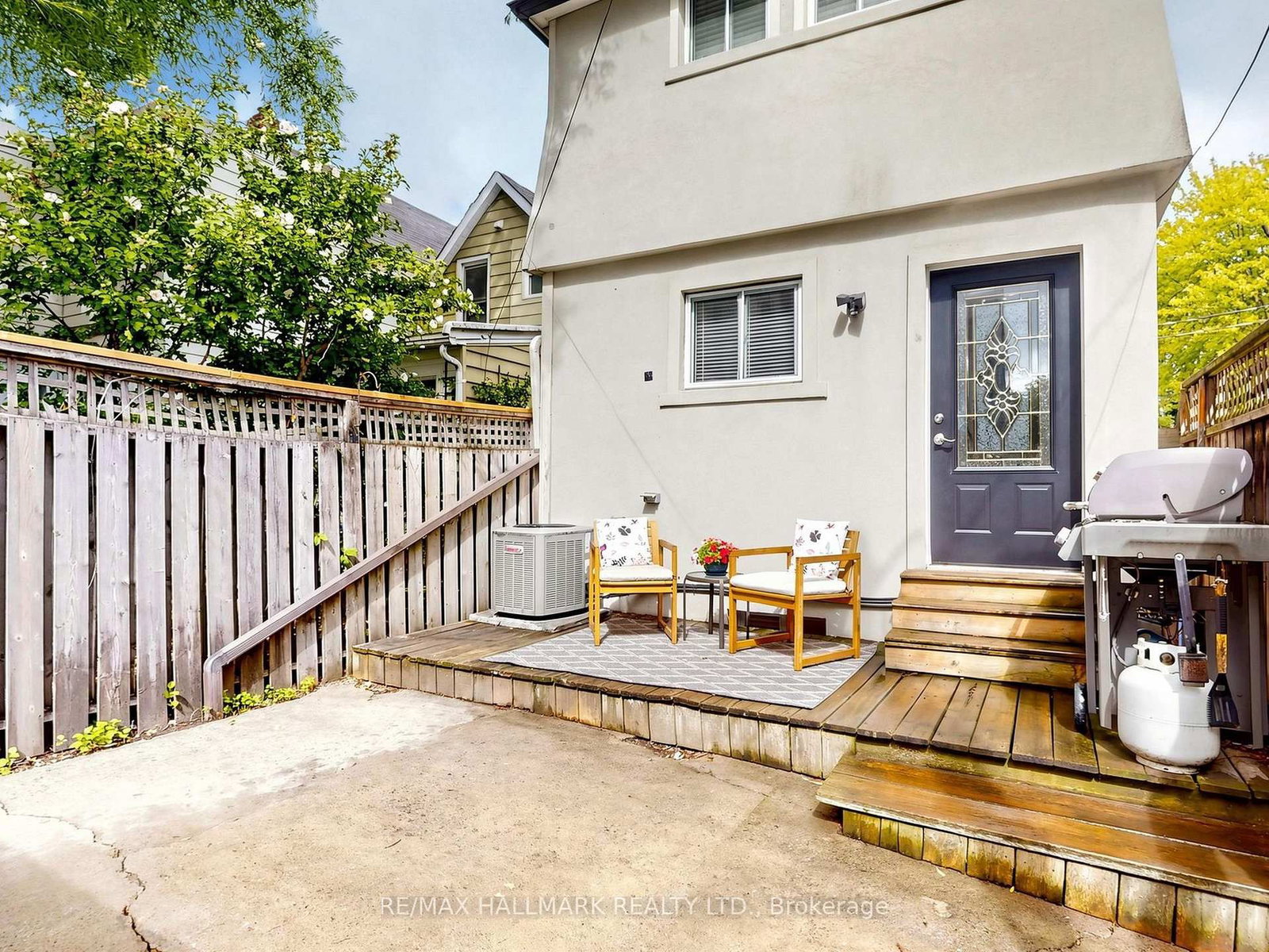 108 Knox Avenue • Toronto, ON photo 39