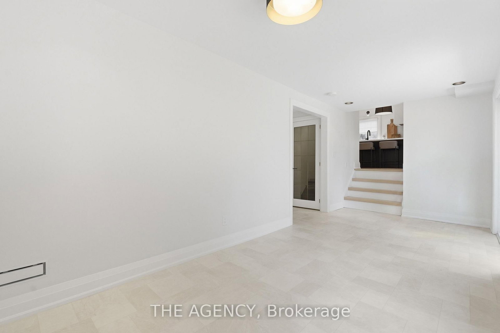364 Adelaide Avenue E • Oshawa, ON photo 27