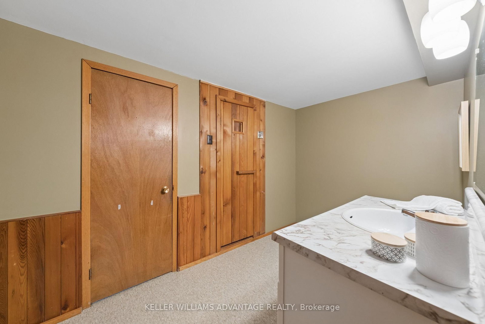 128 Holmcrest Trail • Toronto, ON photo 18