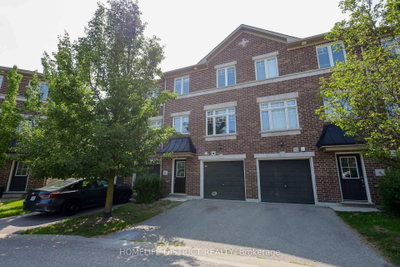 14 Katerson Lane • Clarington, ON photo 2