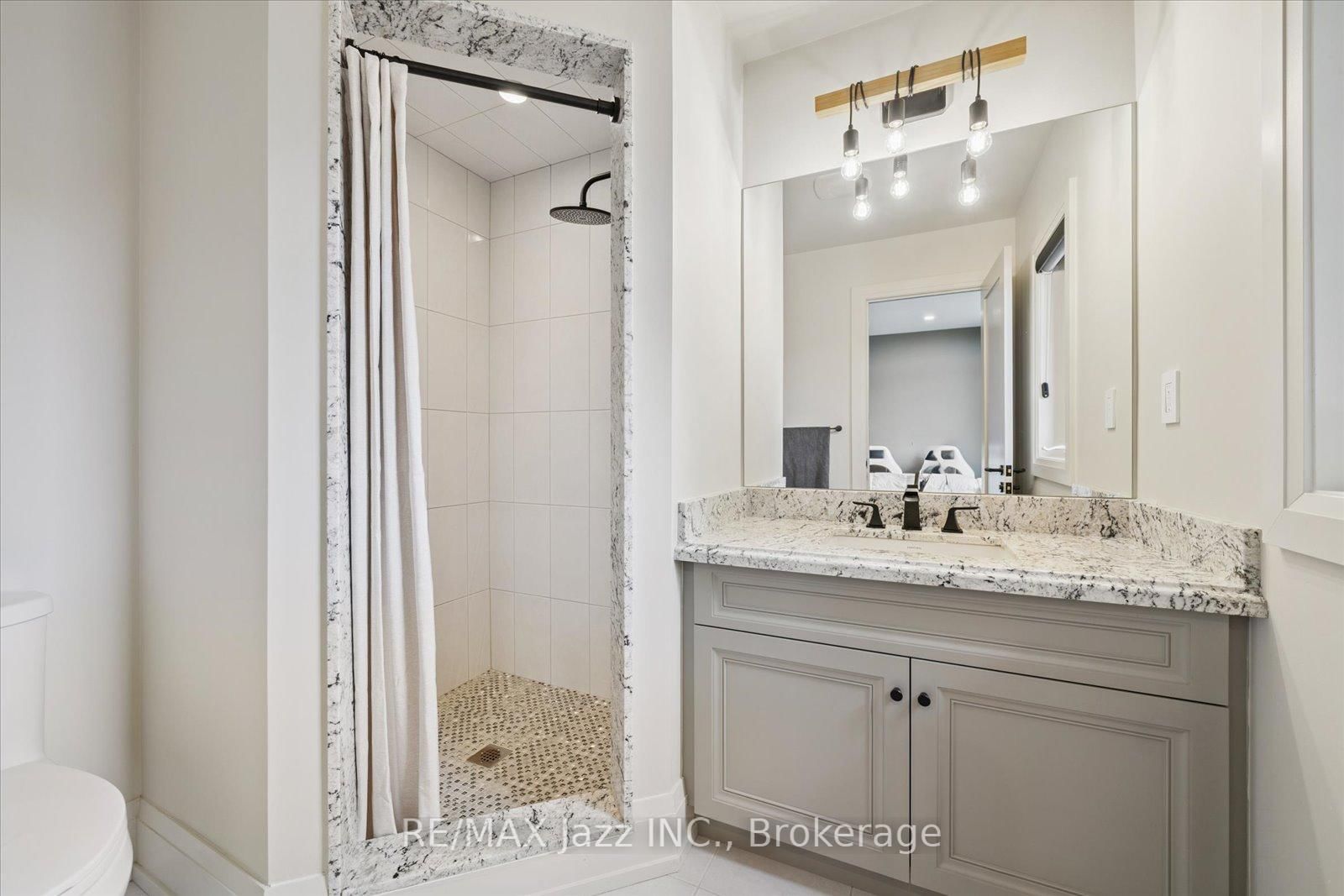 82 Bridlewood Blvd, Whitby, view 28