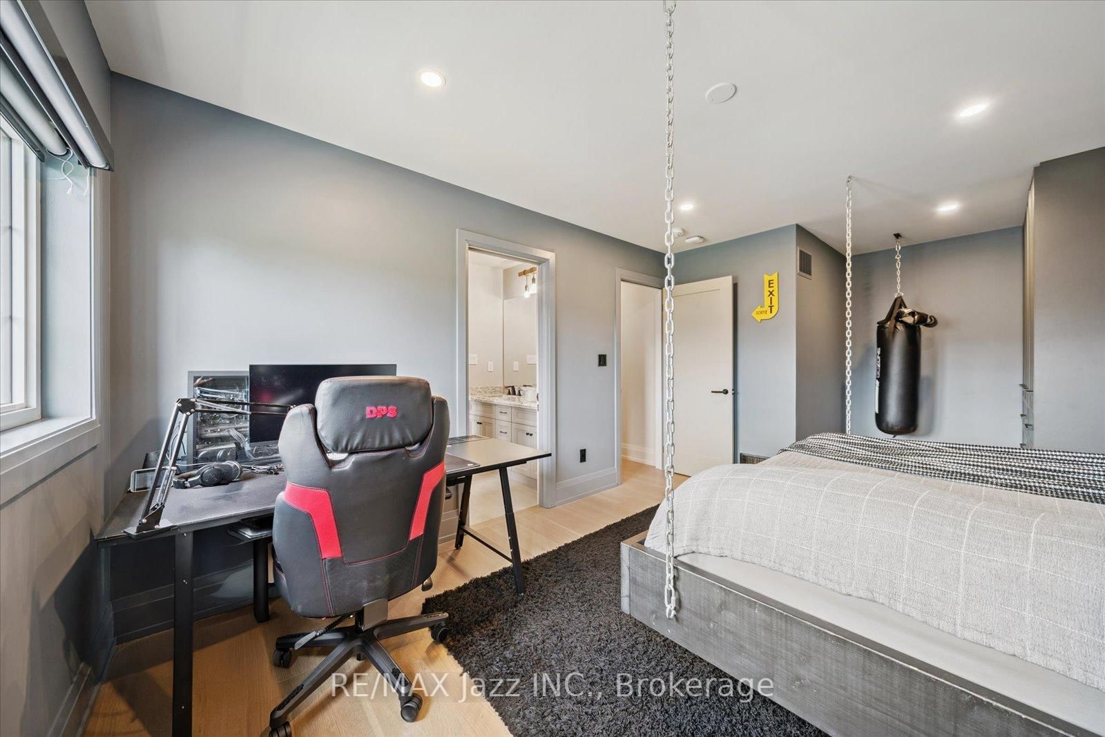 82 Bridlewood Blvd, Whitby, view 33