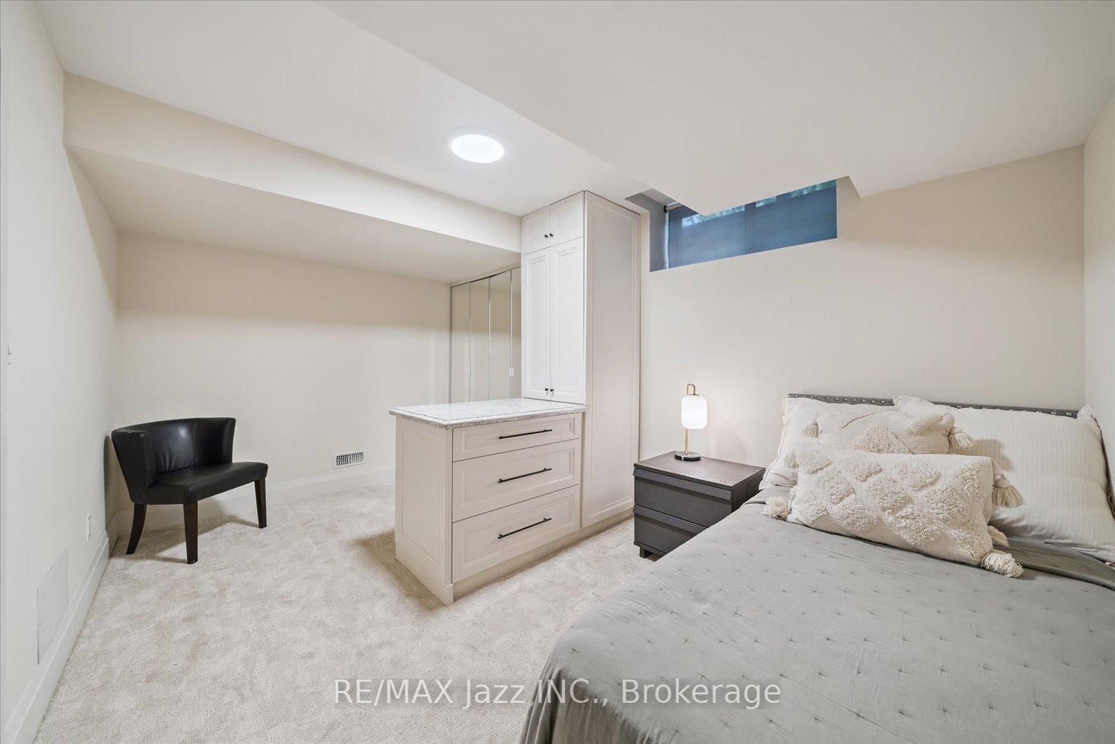 82 Bridlewood Blvd, Whitby, view 39