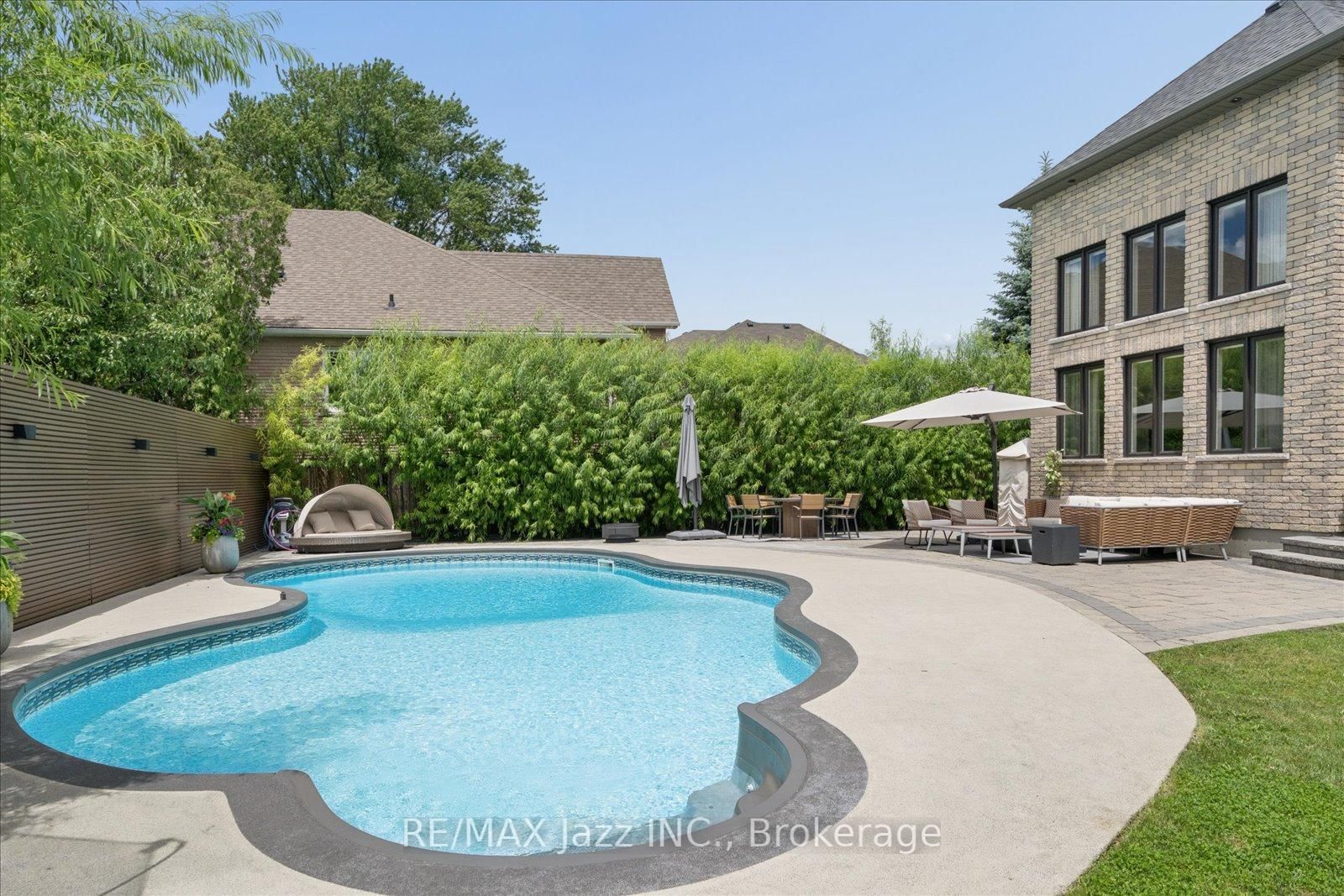 82 Bridlewood Blvd, Whitby, view 44