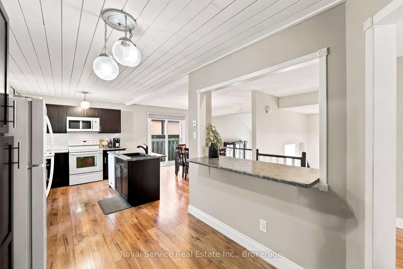640 Hillcroft Street • Oshawa, ON photo 15