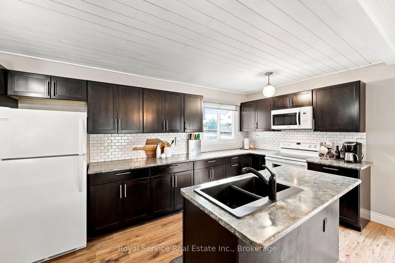640 Hillcroft Street • Oshawa, ON photo 22
