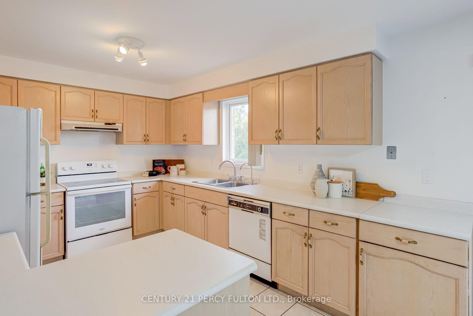 199 Fallingbrook Street • Whitby, ON photo 18