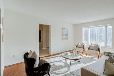 199 Fallingbrook Street • Whitby, ON photo 5