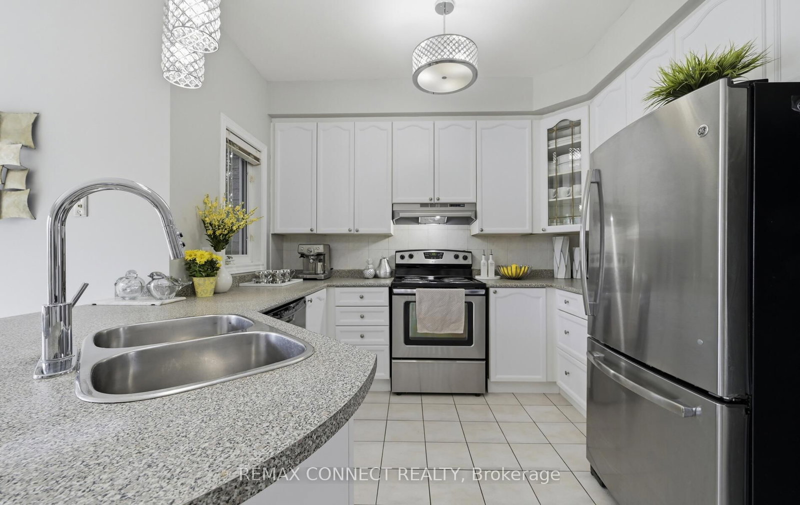 2361 Southcott Road • Pickering, ON photo 14