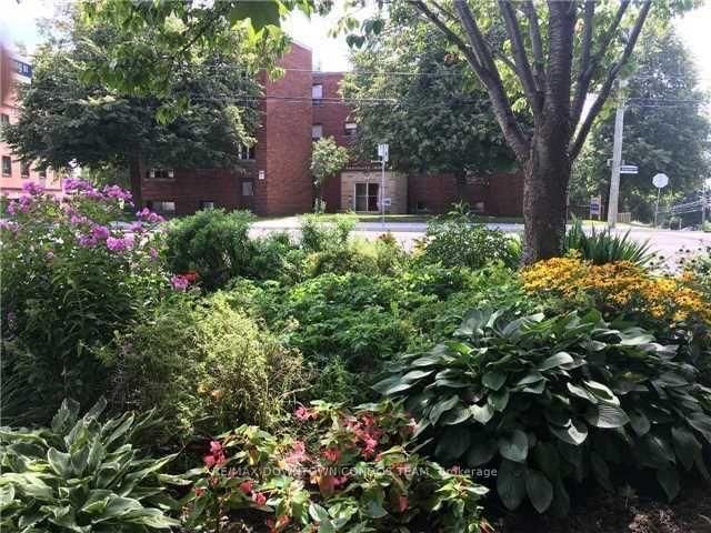 12 - 1711 Kingston Road