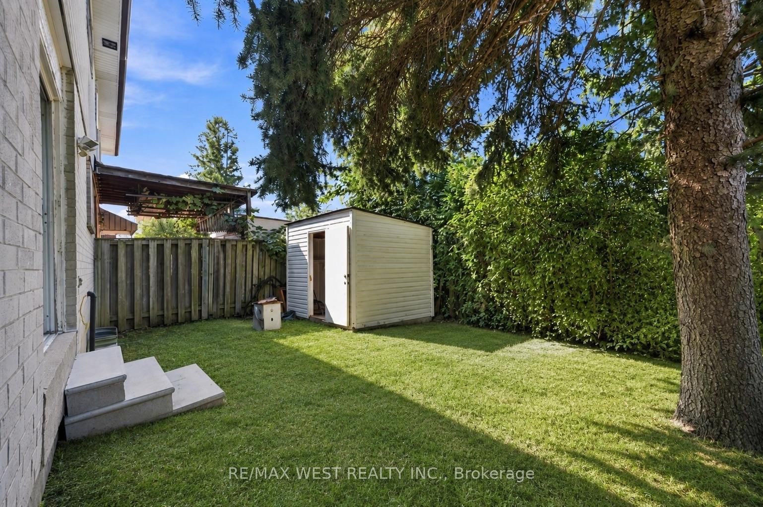 62 Littleleaf Drive • Toronto, ON photo 26