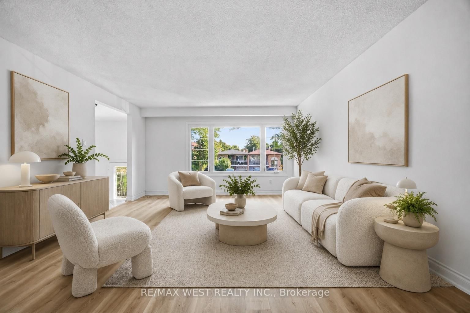 62 Littleleaf Drive • Toronto, ON photo 3