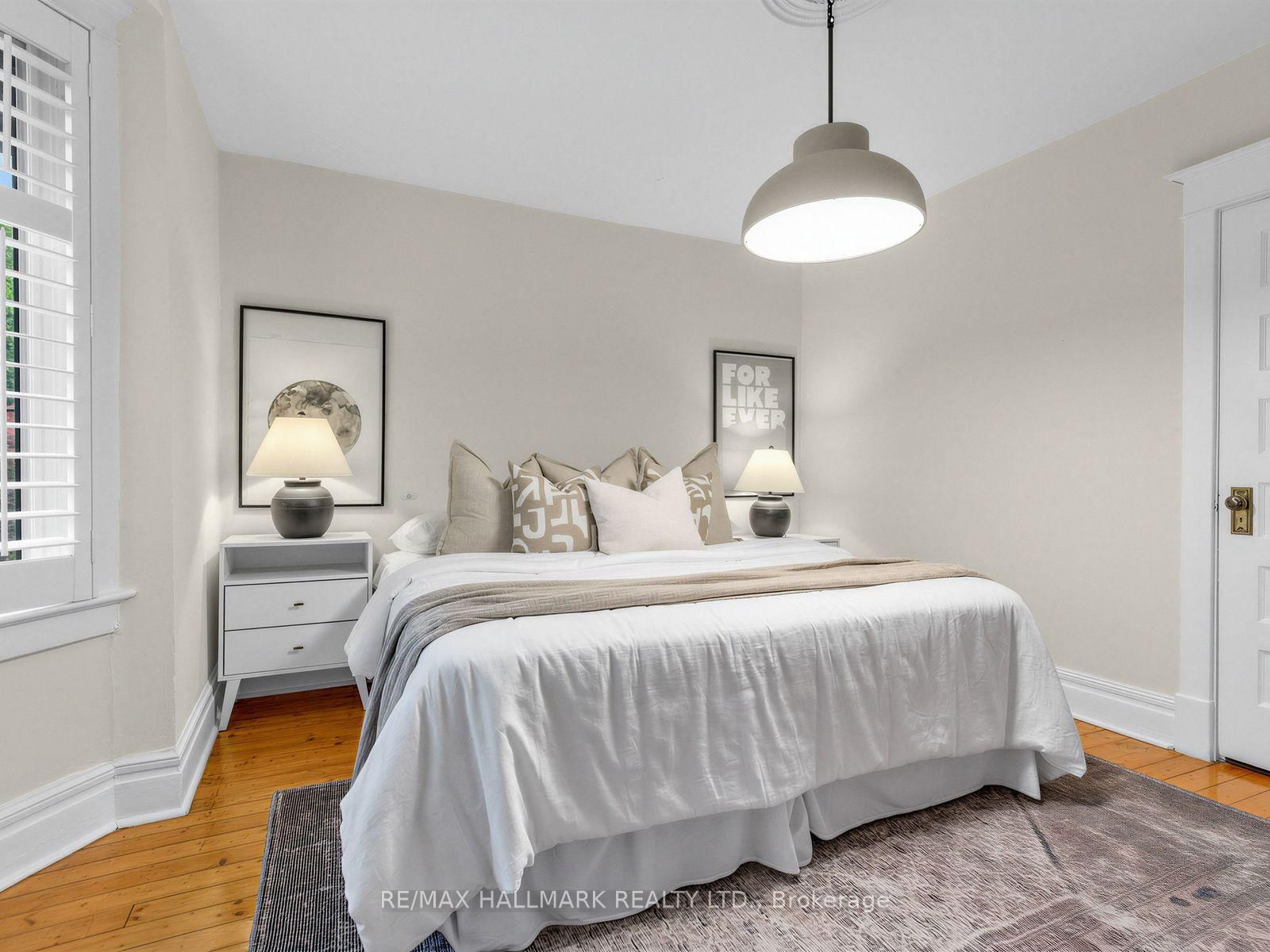 Detached House sold at 28 Condor Avenue, Toronto, Ontario, M4J 3M8 - Blake-Jones - MLS: E13711368