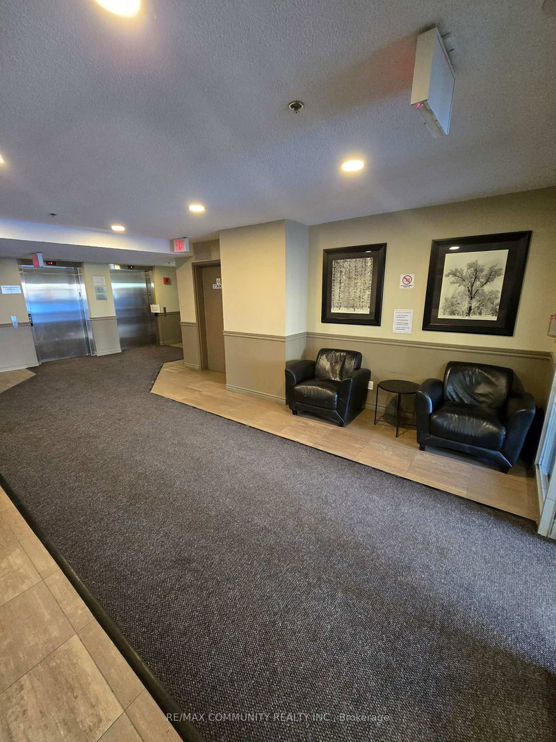 5235 Finch Ave E photo 5