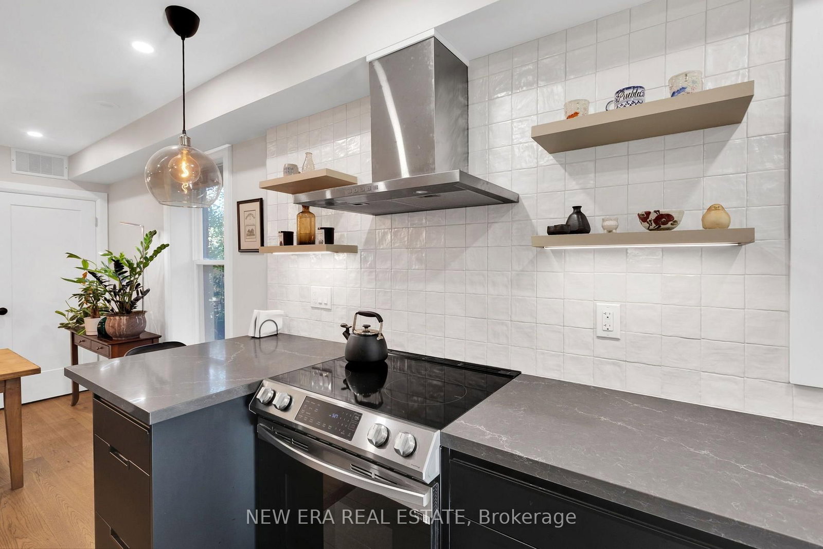 360 Woodbine Avenue • Toronto, ON photo 19