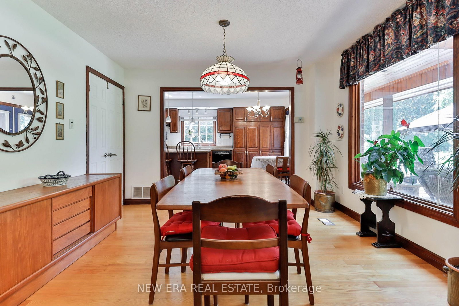 17 Bobmar Road • Toronto, ON photo 12
