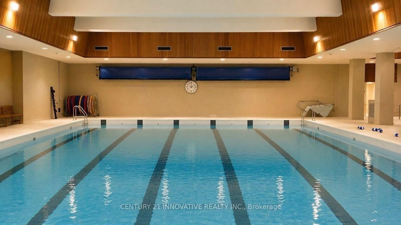 1 Massey Square • #609 • Toronto, ON photo 21