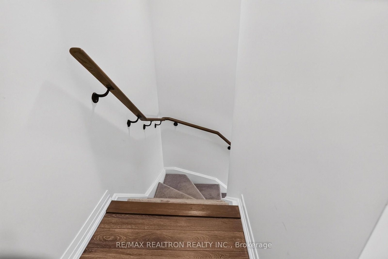2635 William Jackson Drive • #1010 • Pickering, ON photo 25