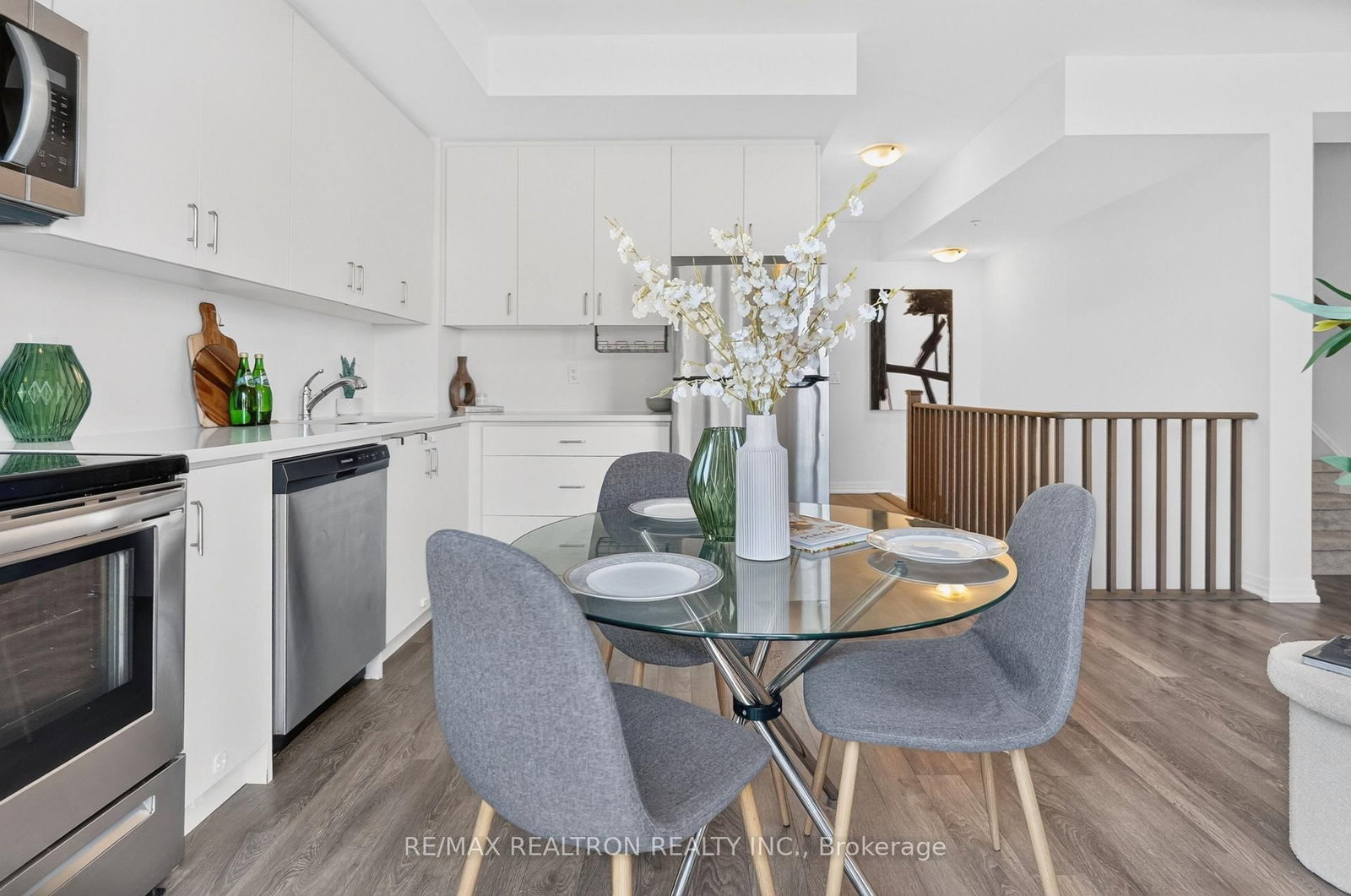 2635 William Jackson Drive • #1010 • Pickering, ON photo 9