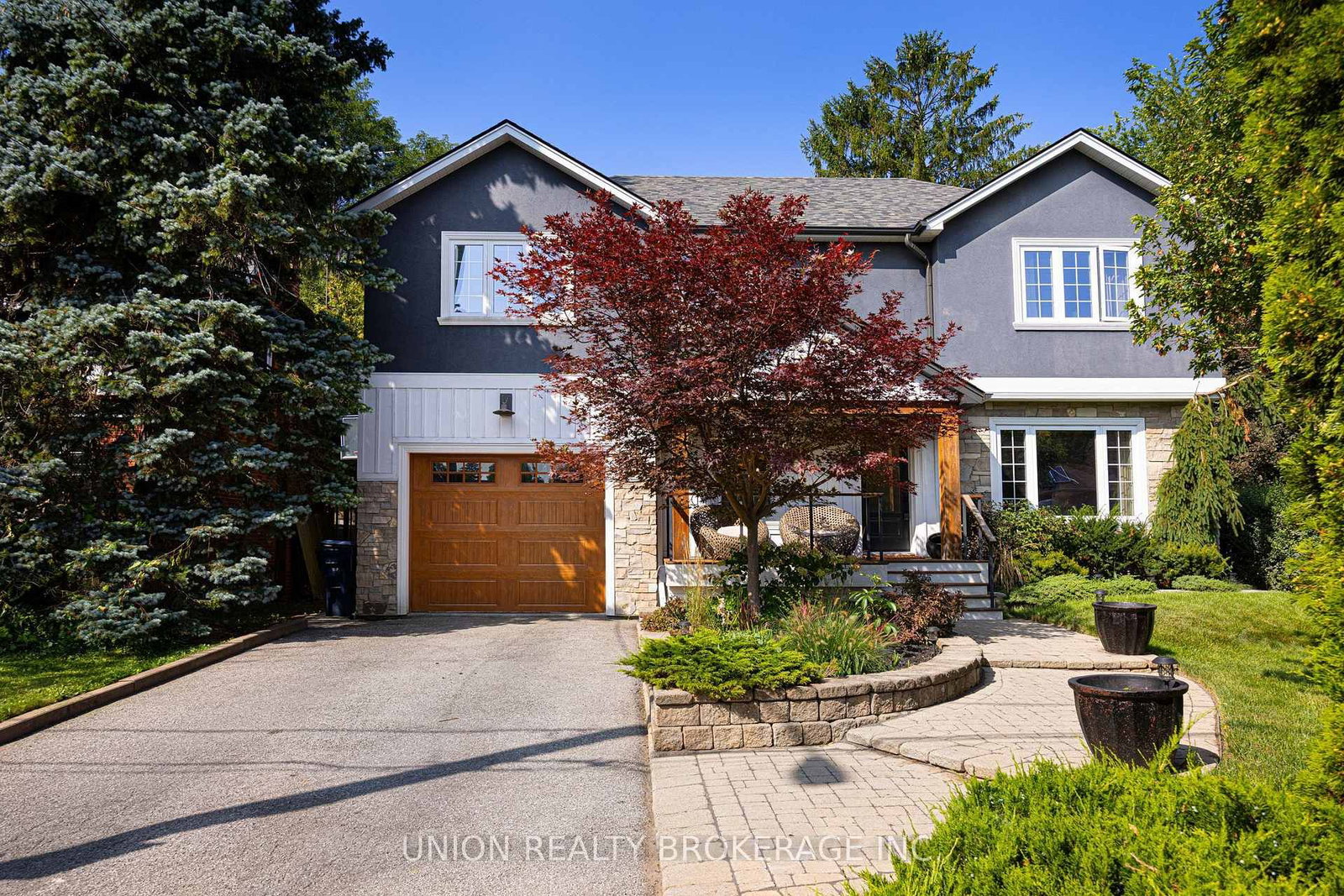 38 Scarborough Heights Boulevard • Toronto, ON photo 1