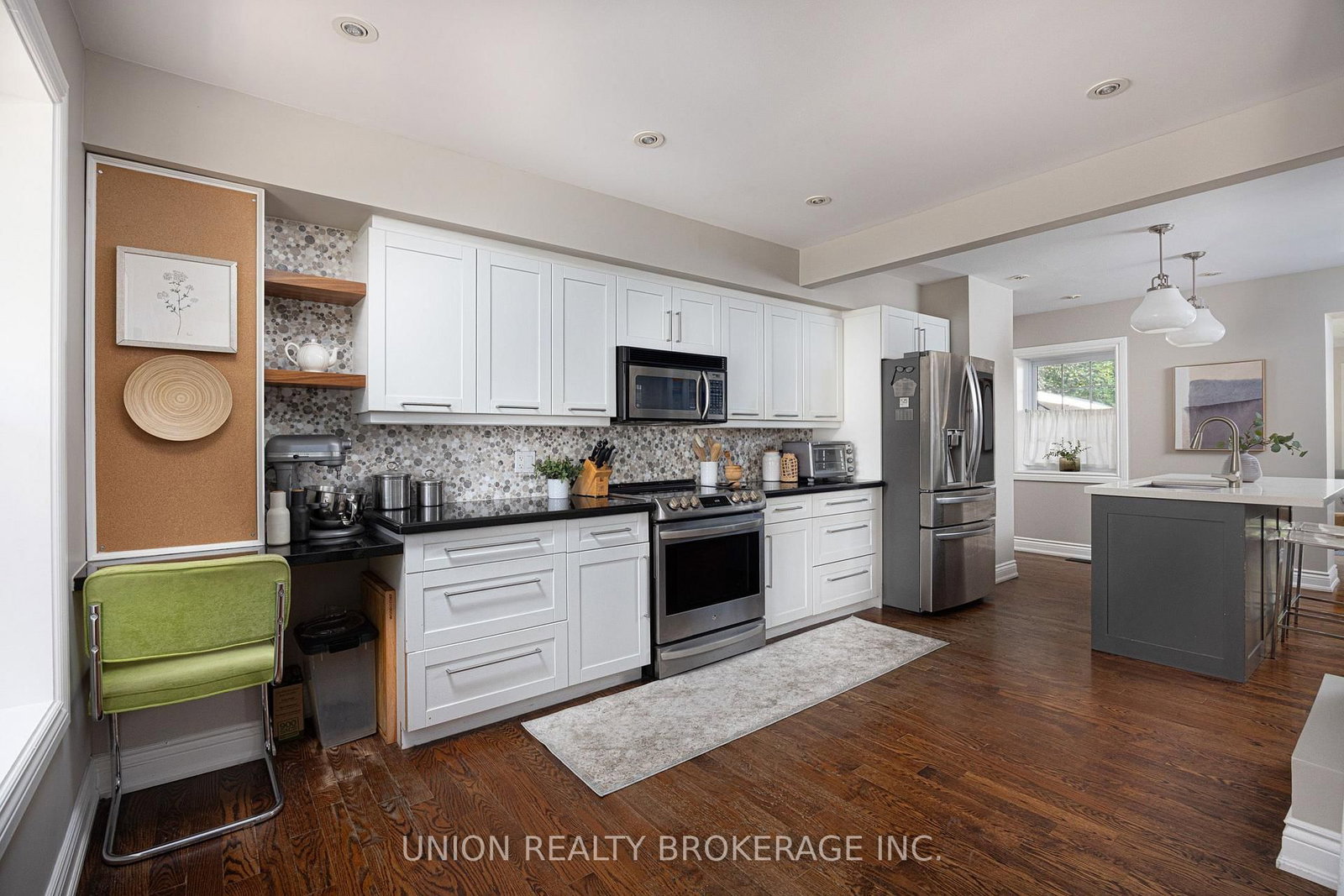 38 Scarborough Heights Boulevard • Toronto, ON photo 11