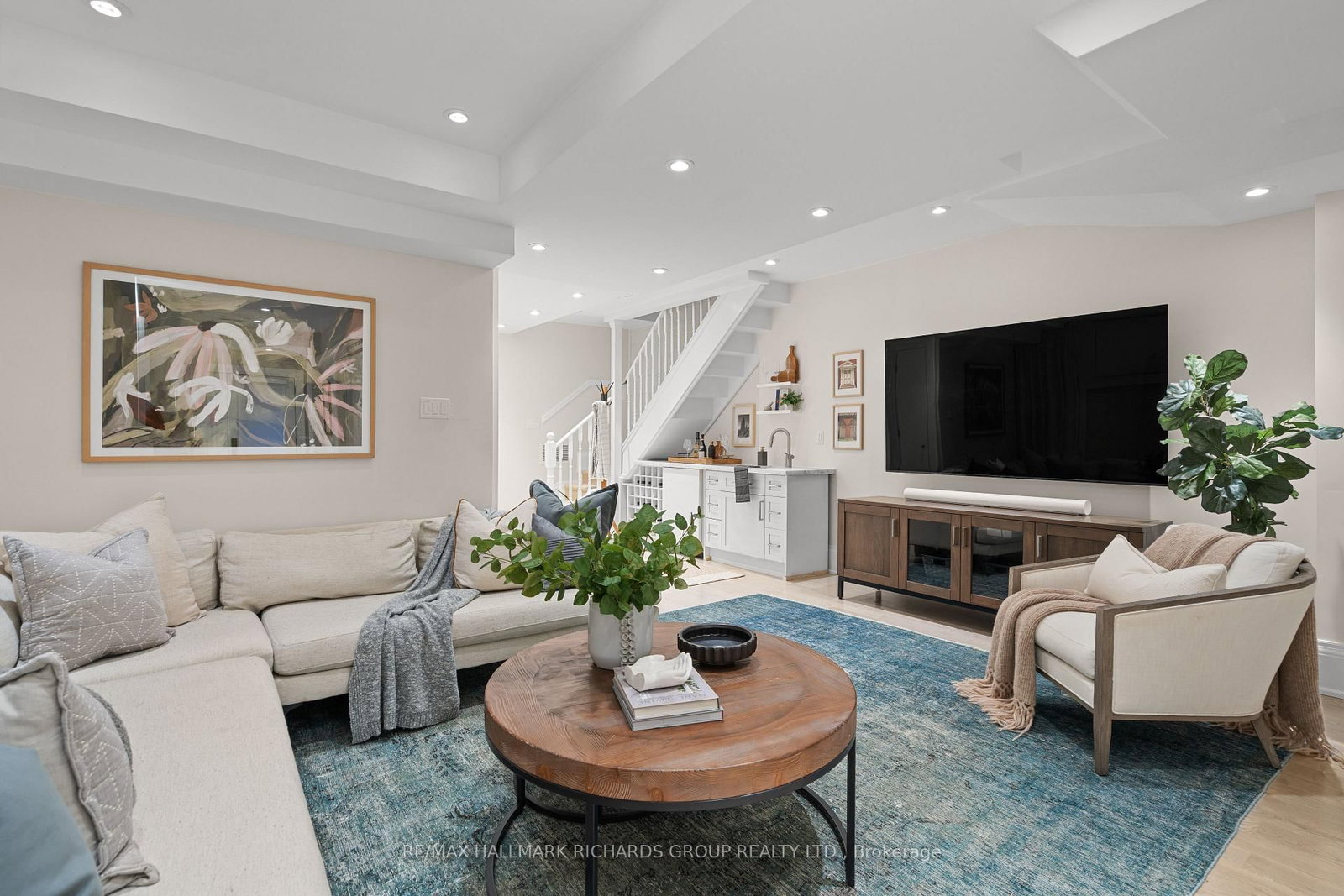 49 Lee Avenue • Toronto, ON photo 26