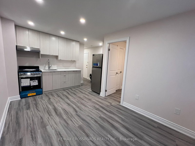 APT 1 - 1324B GERRARD Street E