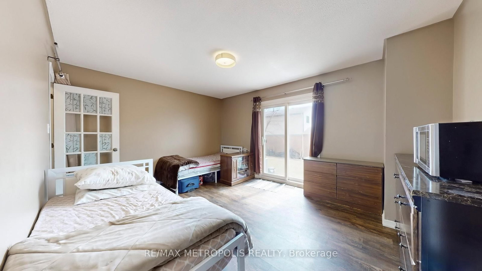 601 Galahad Drive • #19 • Oshawa, ON photo 32