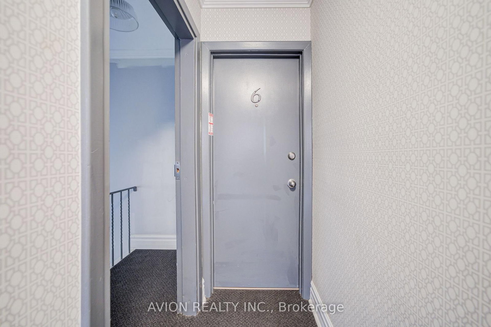 Unit 6 - 882 Broadview Avenue, Toronto 4