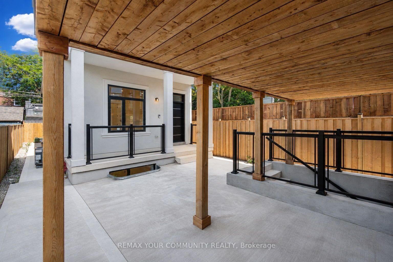 49 Wayland Avenue • Toronto, ON photo 36