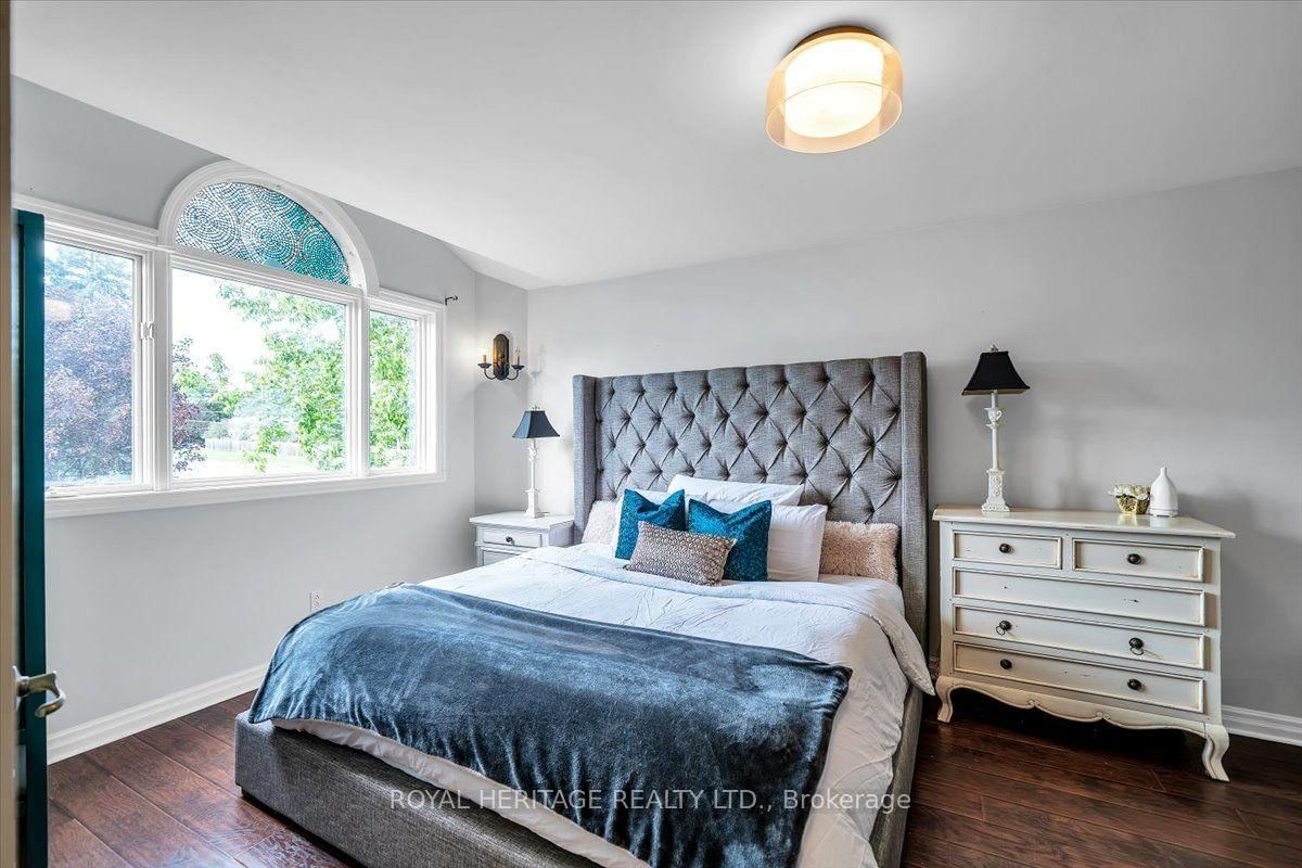 828 Wildflower Court • Oshawa, ON photo 19