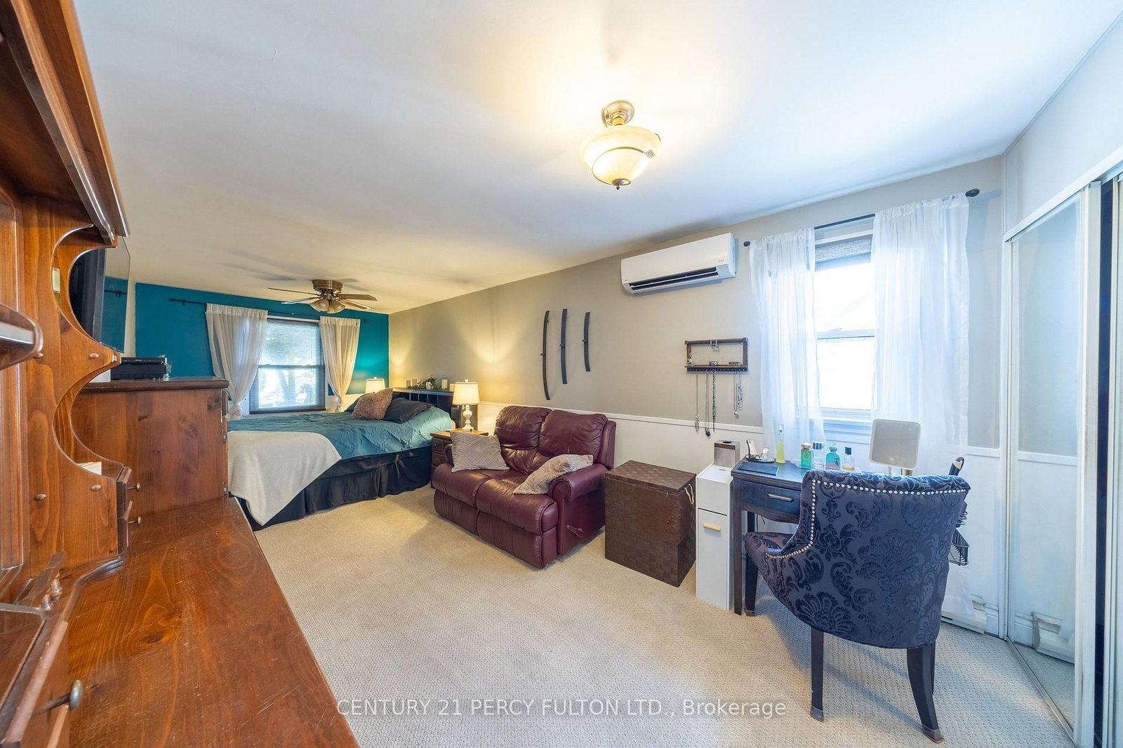 816 SIMCOE Street N • Oshawa, ON photo 11