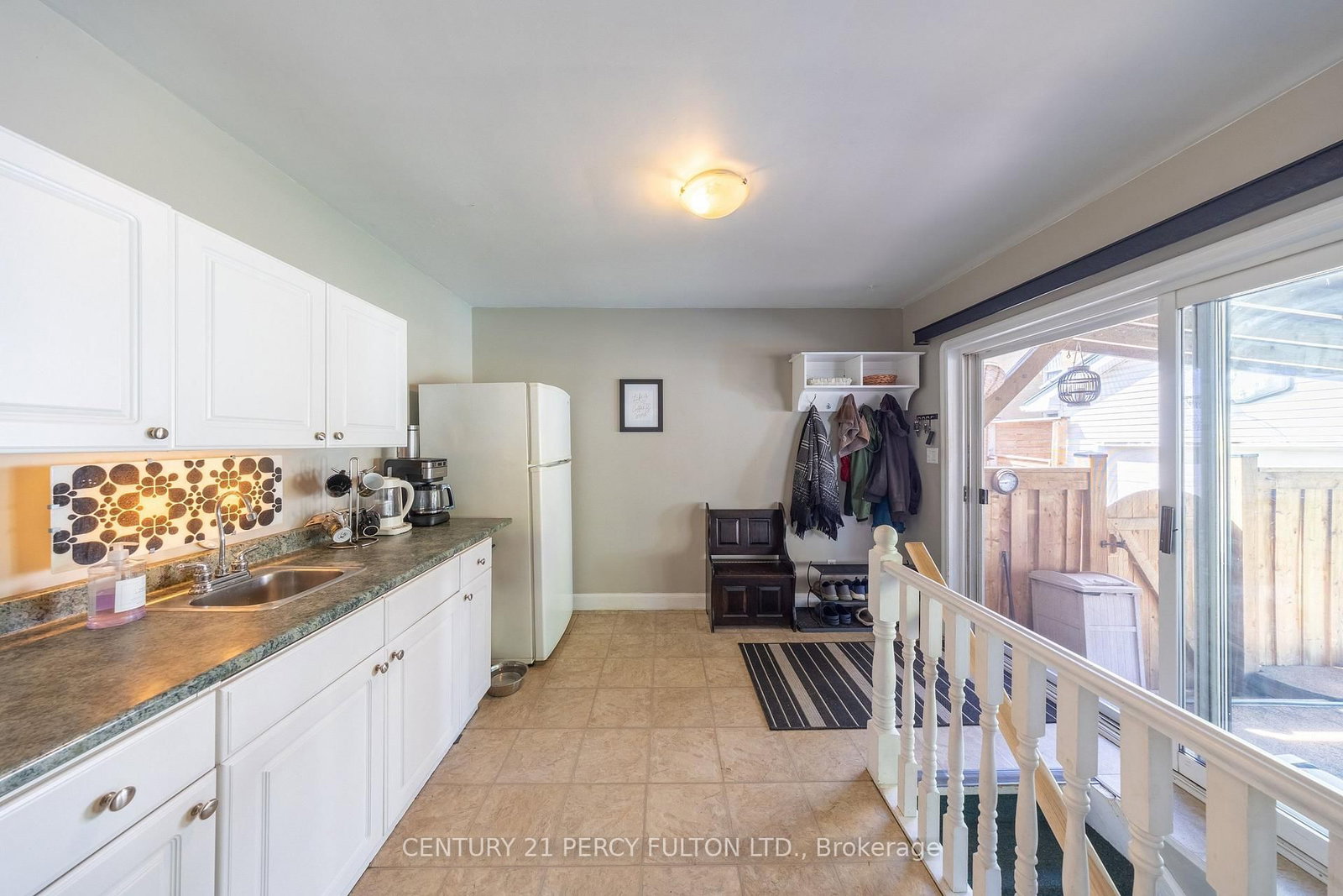 816 SIMCOE Street N • Oshawa, ON photo 13