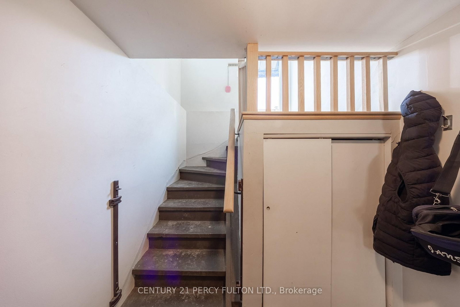 816 SIMCOE Street N • Oshawa, ON photo 20