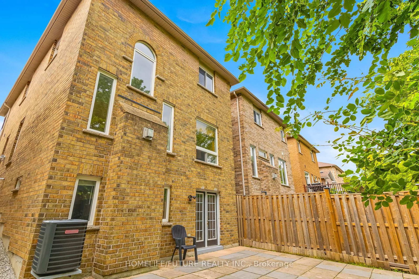 88 Mourning Dove Crescent • Toronto, ON photo 44