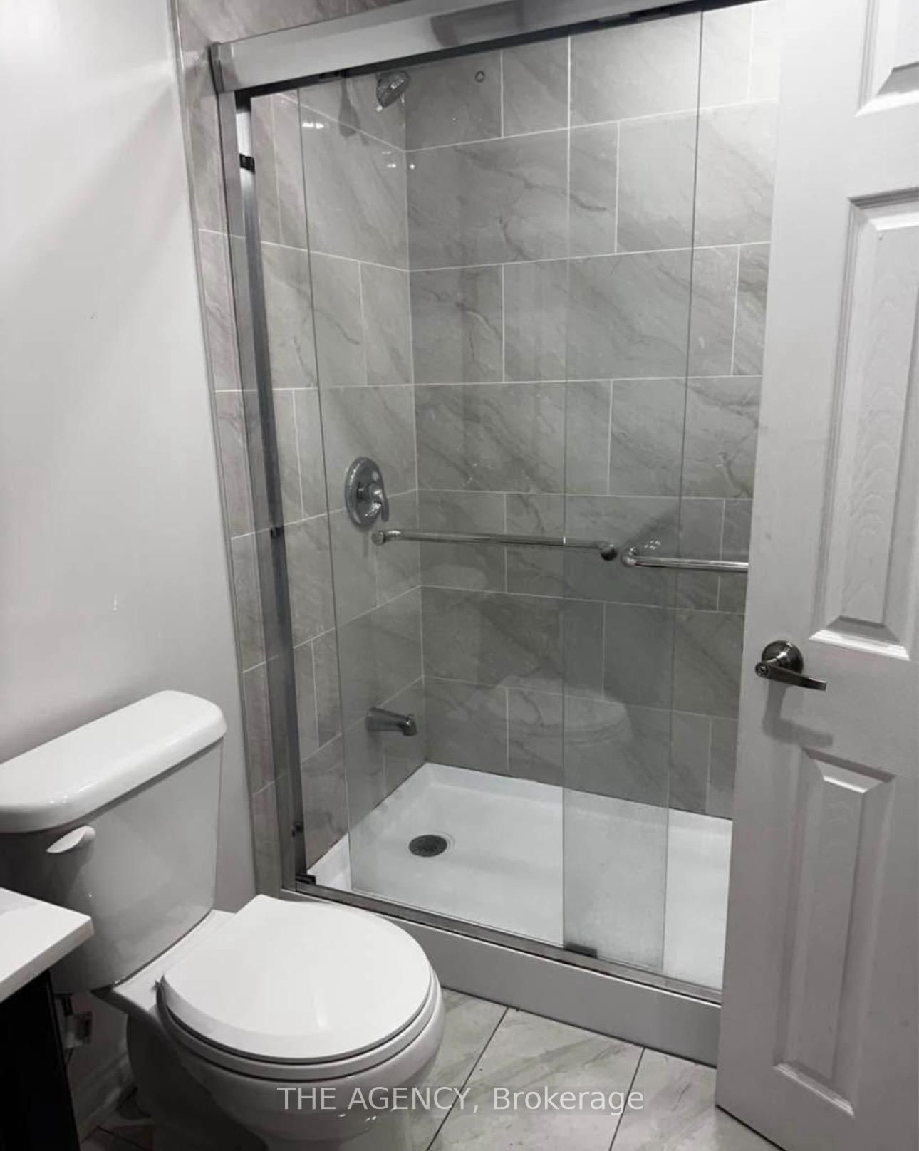 Detached House leased at 2407 Hibiscus Drive, Pickering, Ontario, L1X 0H2 - Rural Pickering - MLS: E13712570