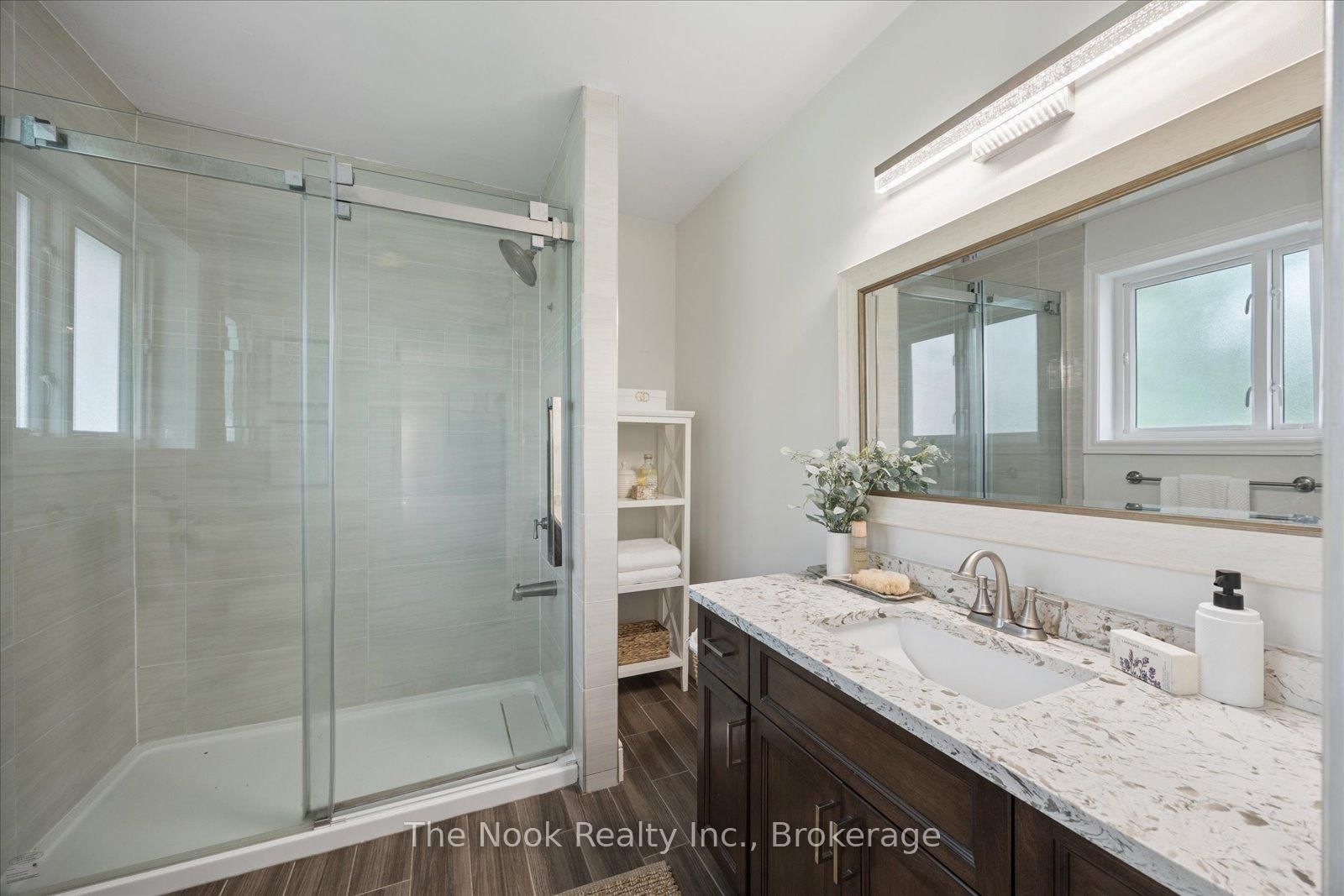 30 Potters Lane • Clarington, ON photo 14