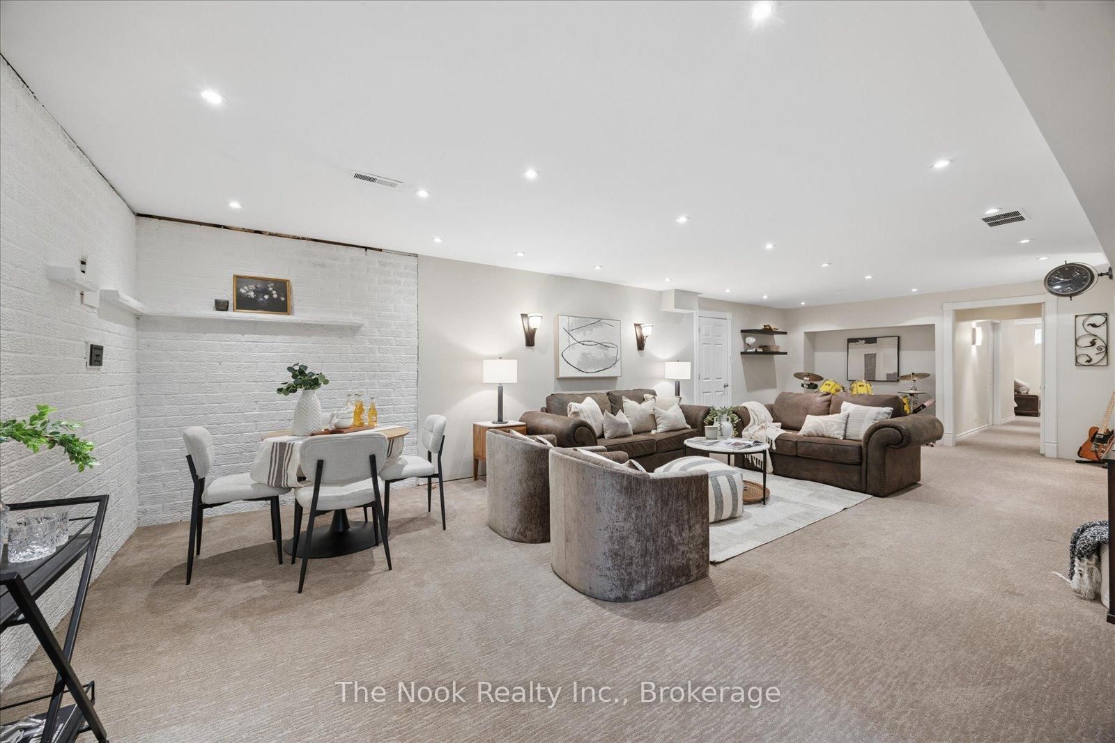 30 Potters Lane • Clarington, ON photo 23