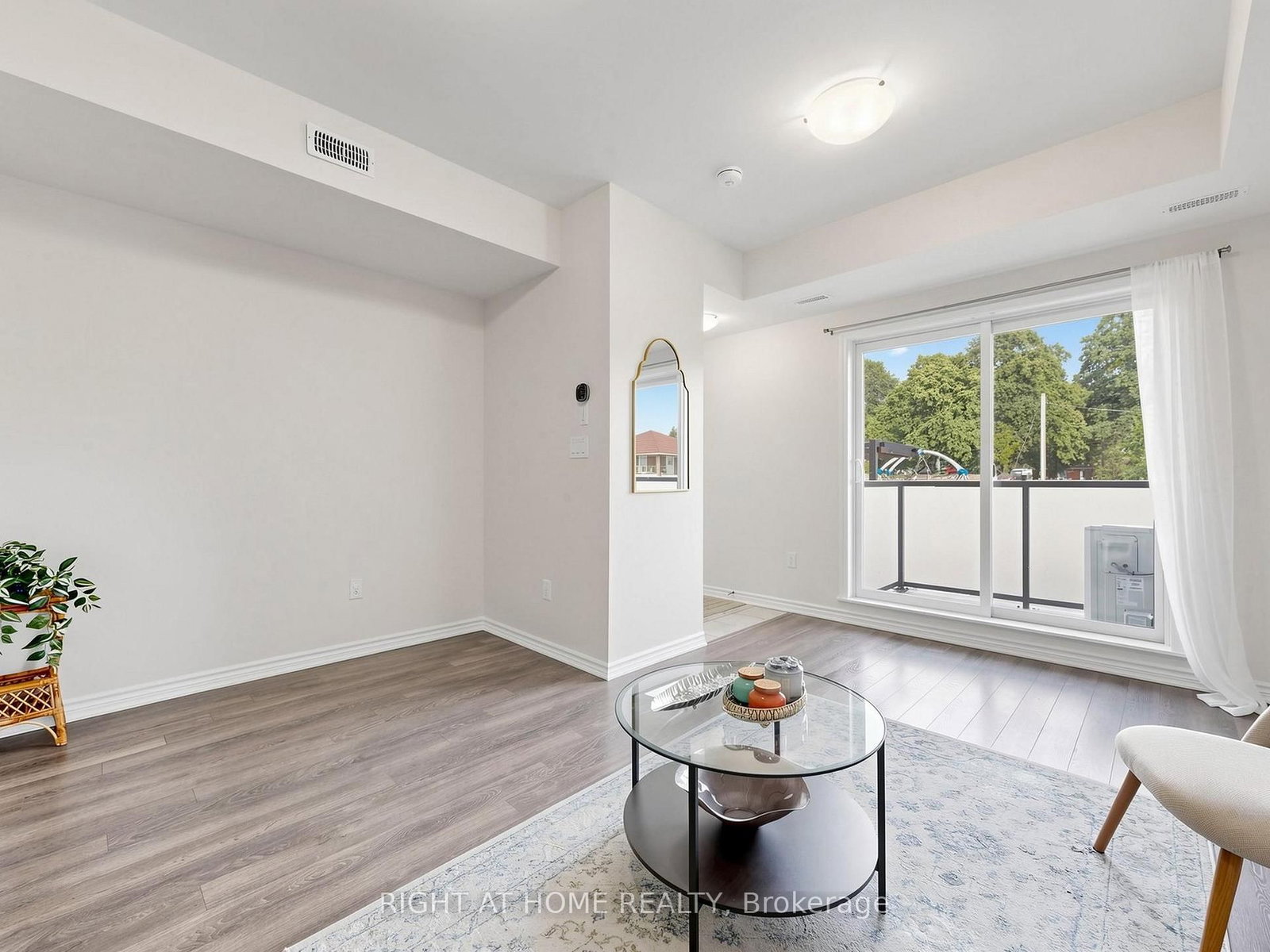 1081 Danforth Road • #129 • Toronto, ON photo 8