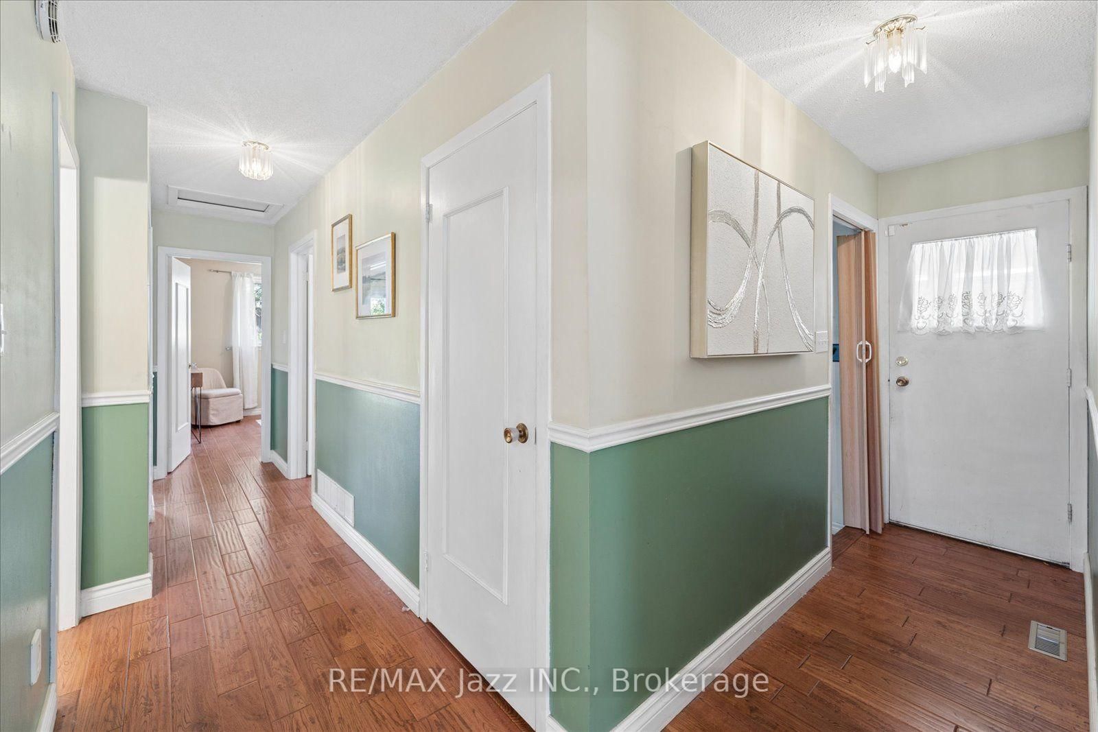 241 Viewmount Street • Oshawa, ON photo 20