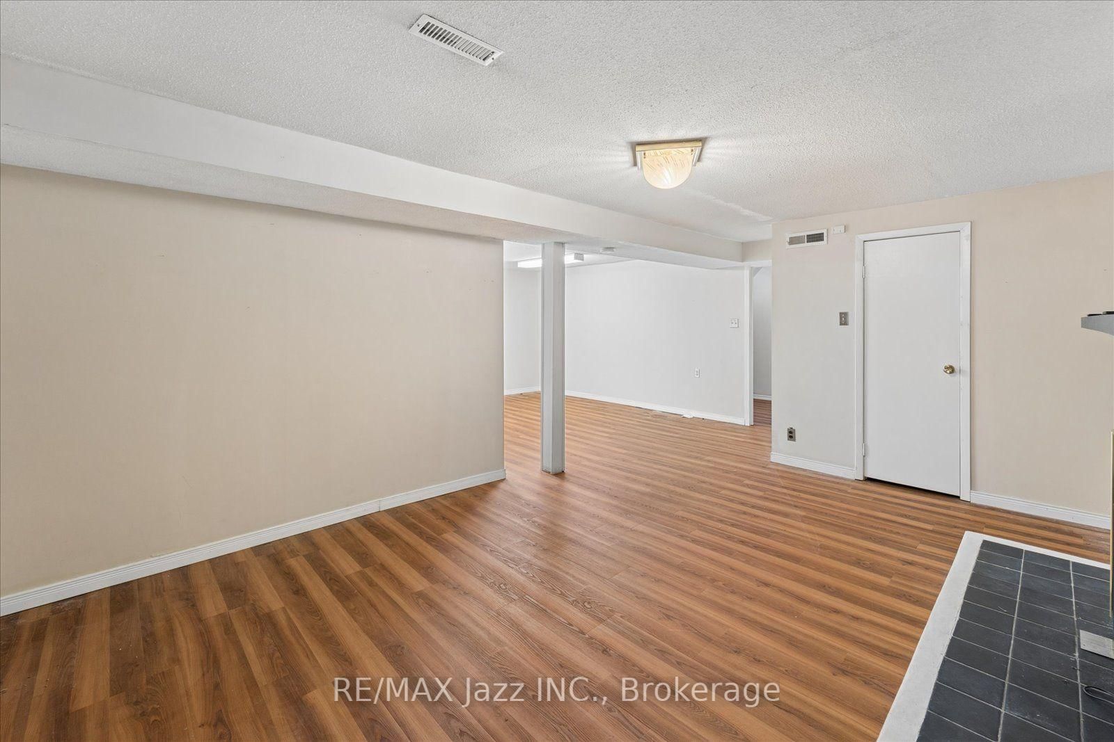 241 Viewmount Street • Oshawa, ON photo 32