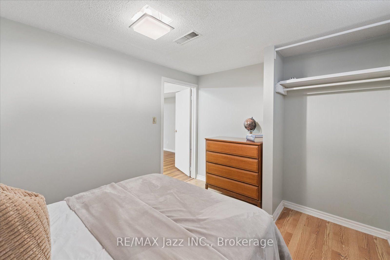 241 Viewmount Street • Oshawa, ON photo 36