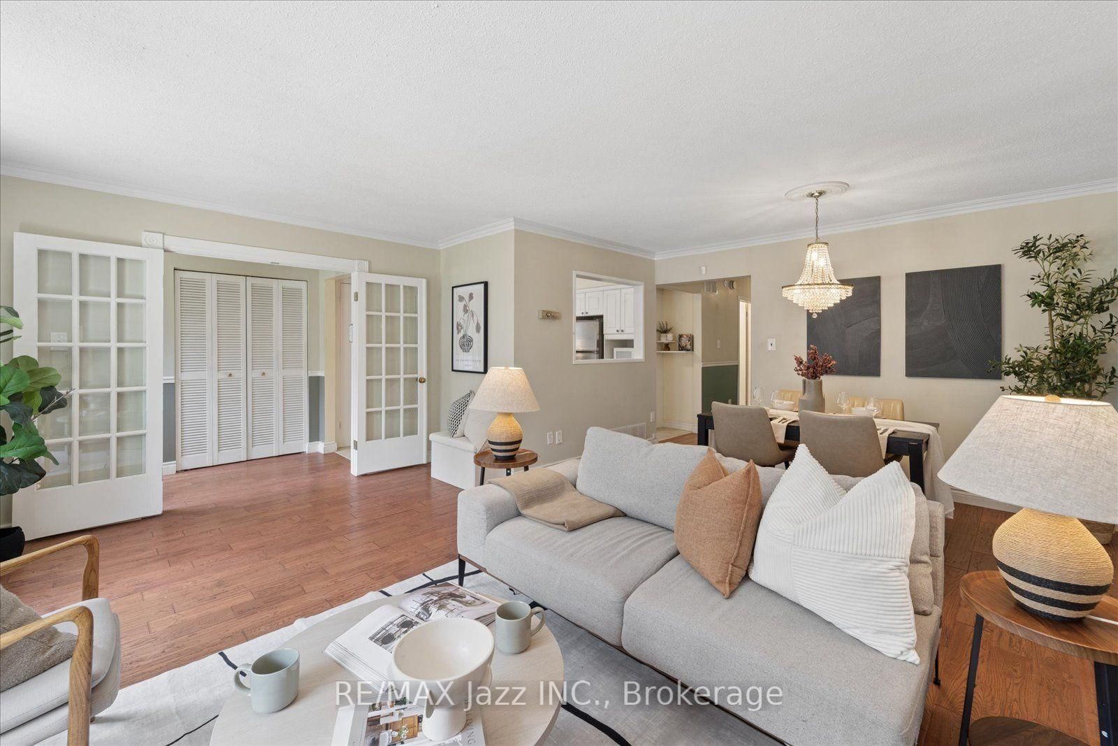 241 Viewmount Street • Oshawa, ON photo 9
