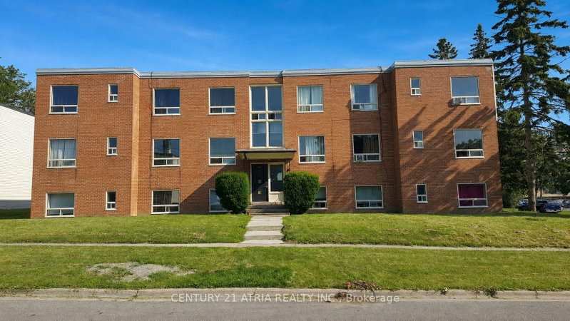 316 Saguenay Avenue, Vanier